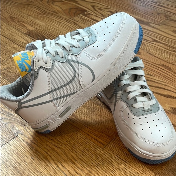 Nike Air Force React Light Smoke Grey Size